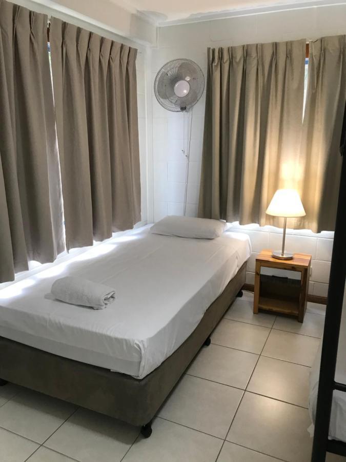 Ocean Breeze Units Apartment Боуен Екстериор снимка