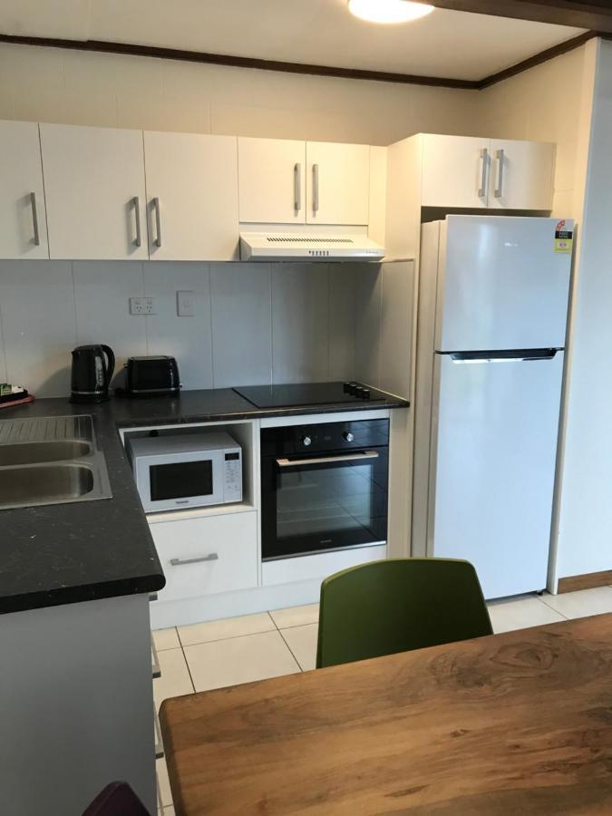 Ocean Breeze Units Apartment Боуен Екстериор снимка
