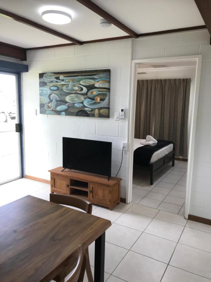 Ocean Breeze Units Apartment Боуен Екстериор снимка