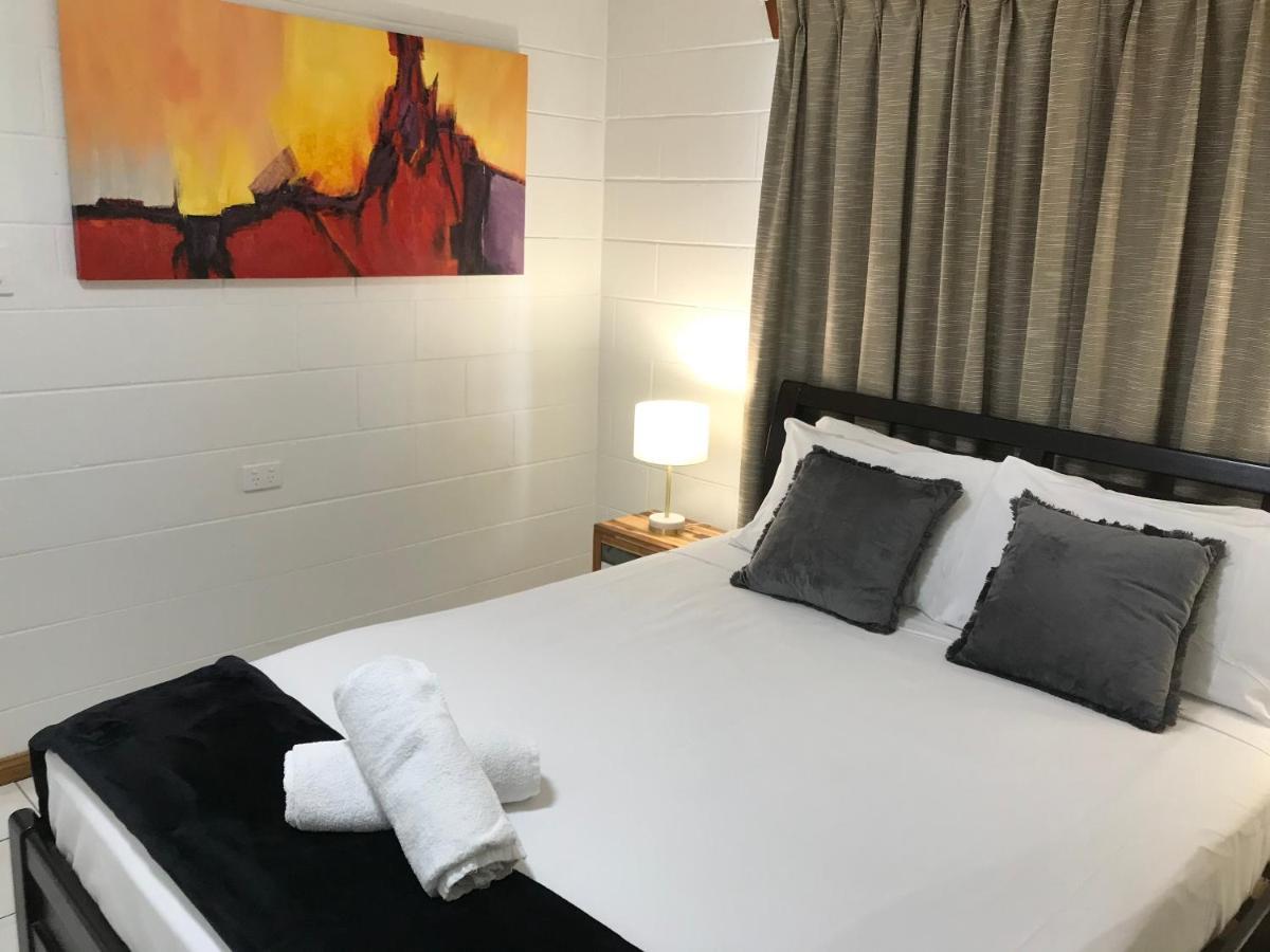 Ocean Breeze Units Apartment Боуен Екстериор снимка