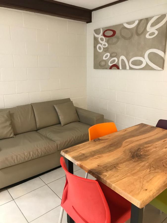 Ocean Breeze Units Apartment Боуен Екстериор снимка